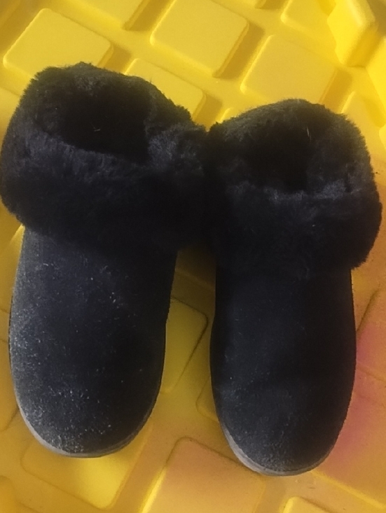 My Slippers Shoes - #0139 Black Cozy Fuzzy Cuff Women's Slippers